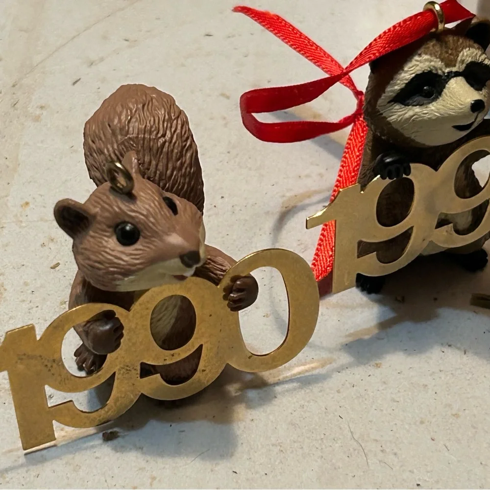 9 Vintage Hallmark Keepsake Ornaments Fabulous Decade 1990-1998 Animals